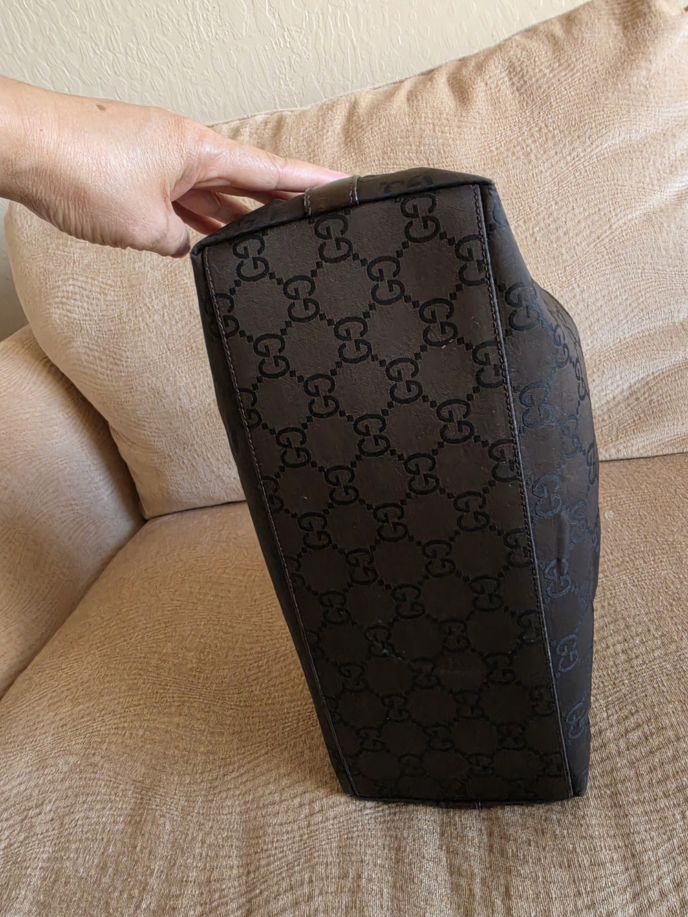Gucci Black Monogram Hobo Bag - Picture 3 of 10